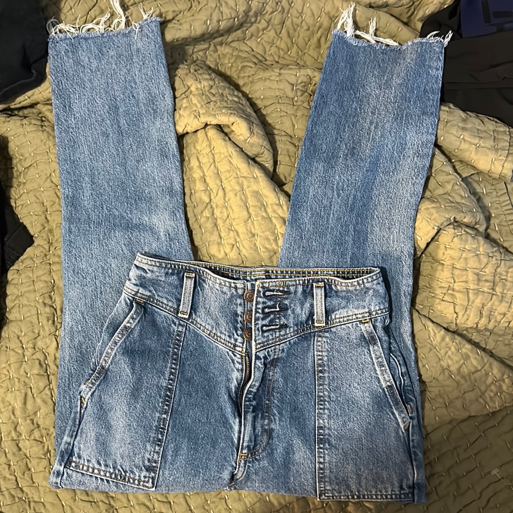 Abercrombie mom jeans